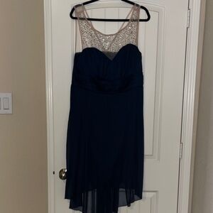 Trixxi Navy and Cream High Low Dress EUC